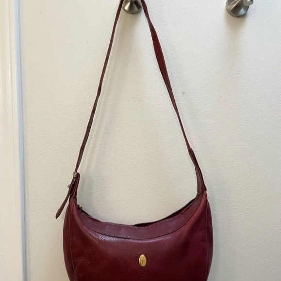 Cartier Burgundy Wine Women's Vintage Leather Crossbody Gold Hardware ✨️ - Picture 3 of 14